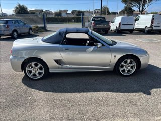 MG MG F 1.6i 8